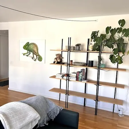 Stilren Lejlighed I Nybygget Havnekvarter. Hotel